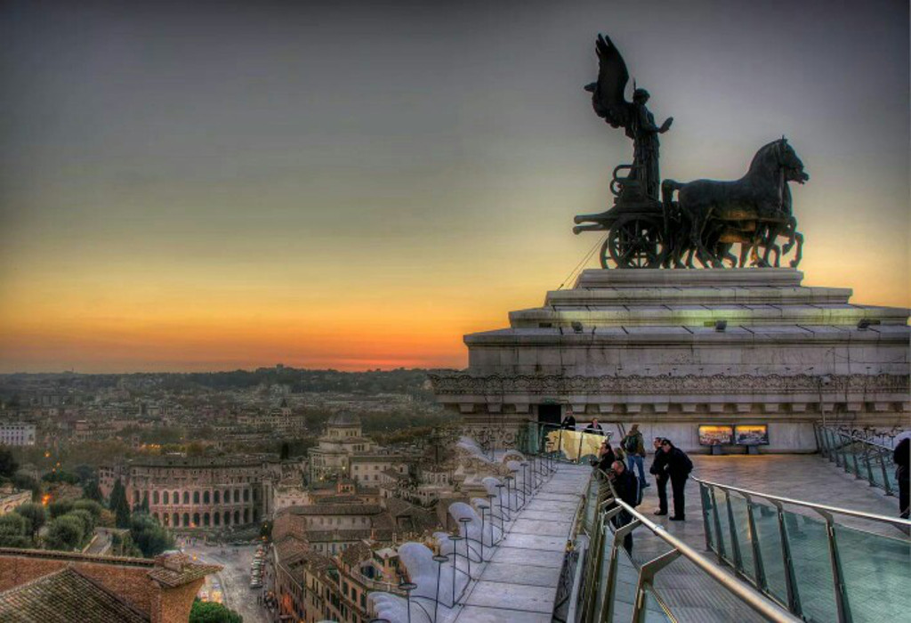 coucher-de-soleil-rome-il-vittoriano