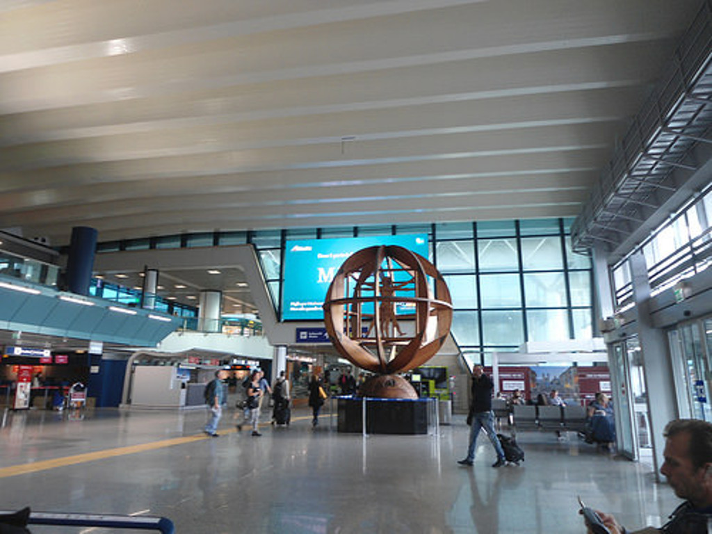 aeroport de fiumicino a rome