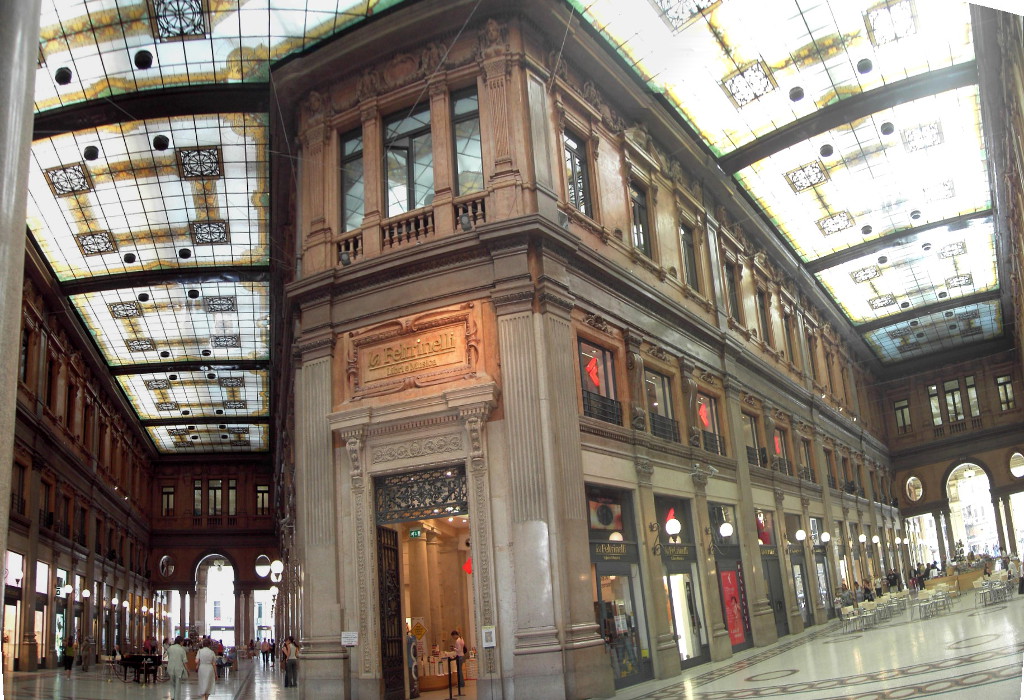 Galleria_Alberto_Sordi_Rome black friday