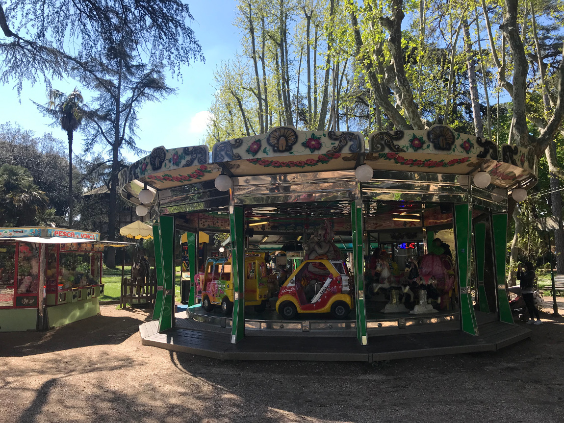 manège enfants villa borghese rome