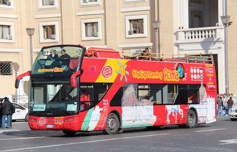 Visitez Rome à bord d’un bus touristique « Hop-on Hop-off »